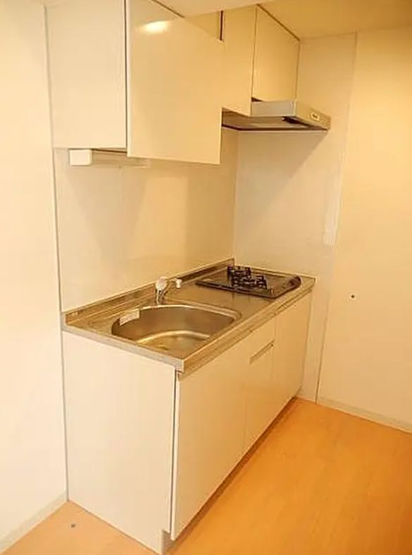 キッチン　※同じ間取り別号室参考写真