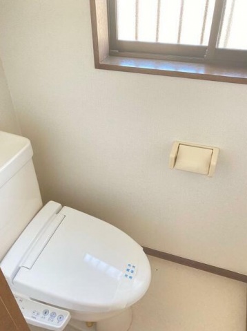 トイレ　別部屋参照