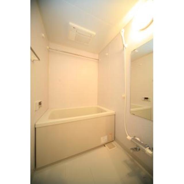 バス・シャワールーム　※写真は同タイプ住戸です。