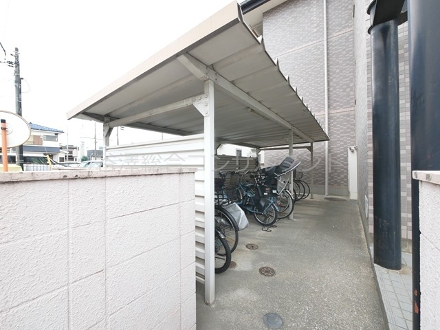 その他共有部分　屋根付駐輪場
