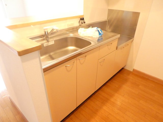 キッチン　※写真は同物件別部屋です