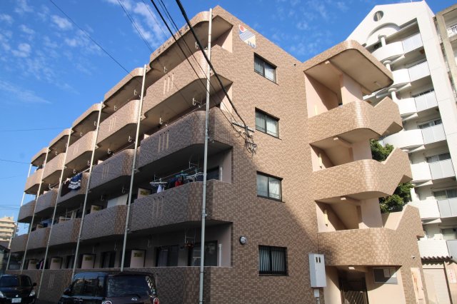 建物外観　セルリア大橋の外観