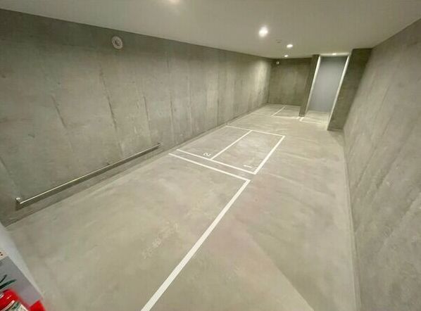 駐車場　☆