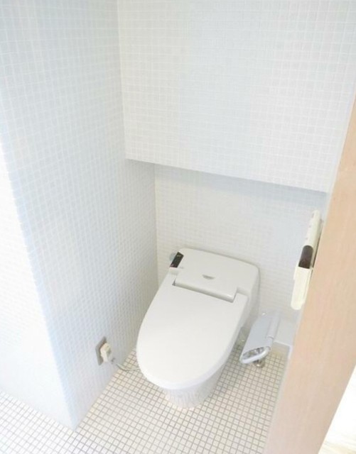 トイレ　別部屋同仕様タイプ