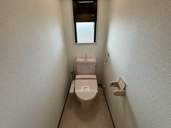 トイレ　※別部屋の写真です