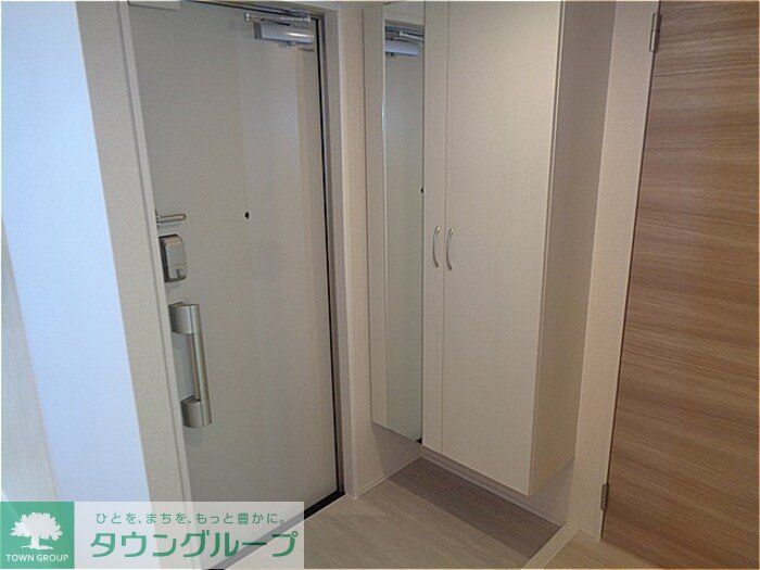 玄関　お問合せはタウンハウジングまで！※現地待合わせ相談可能
