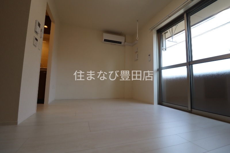 居室・リビング　同型タイプ