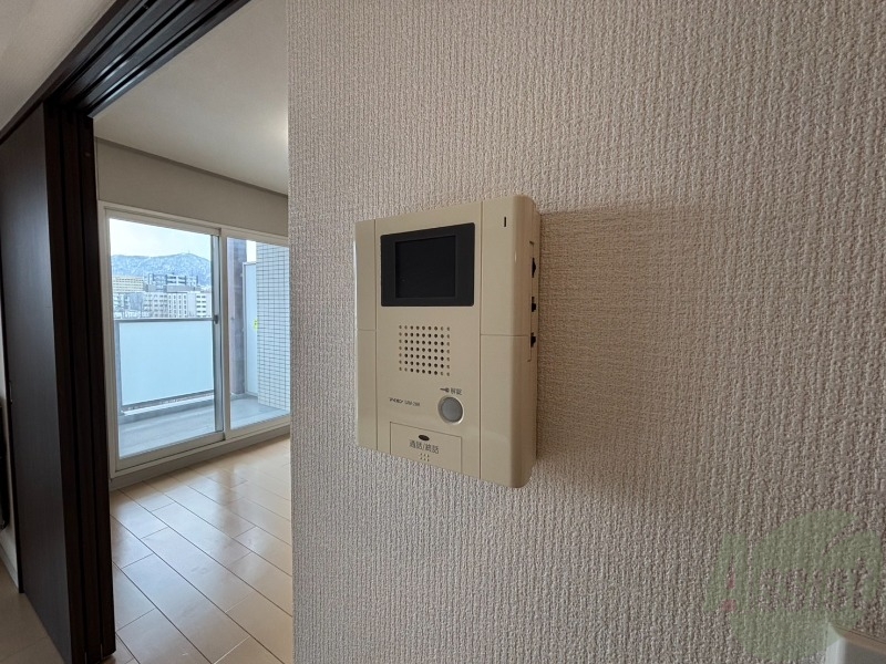 セキュリティ　モニター付きインターホンでセキュリティも安心です！