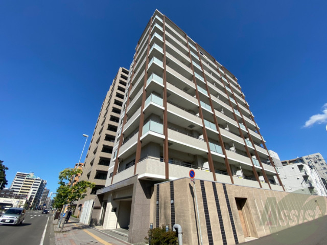 建物外観　札幌市中央区北２条西「マストライフ知事公館」