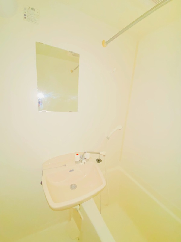 洗面設備　別部屋参考写真