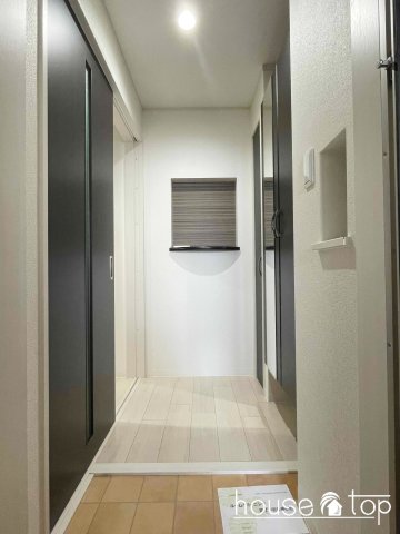 玄関　ネクステージ笠屋町
