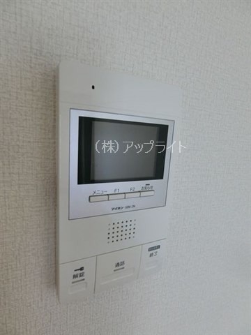 セキュリティ　モニター付きインターホン