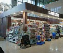 コンビニ　ローソン 赤坂インターシティAIR店（コンビニ）まで968m