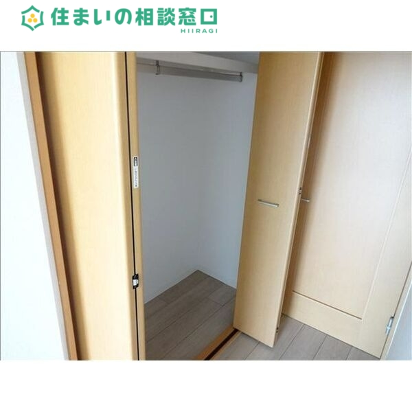 収納　同型