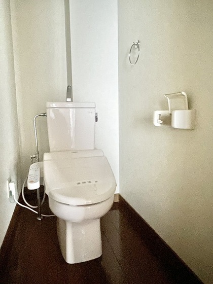 トイレ　※別部屋の写真です