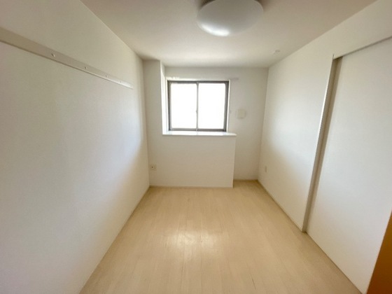 収納　※別部屋の写真です