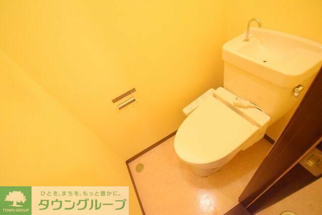 トイレ　同物件別部屋写真