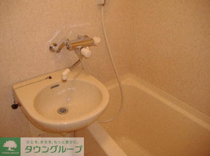 バス・シャワールーム　洗面
