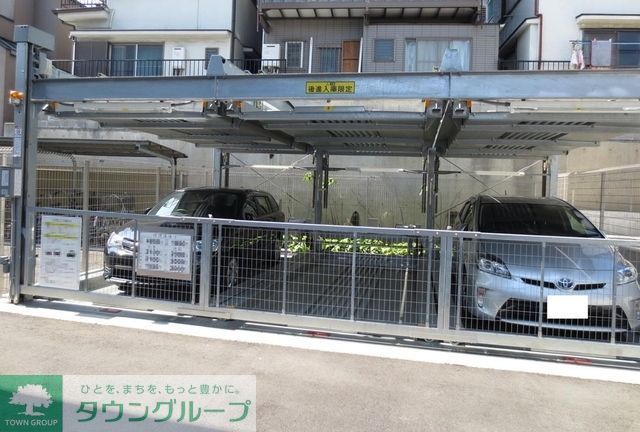 駐車場　駐車場