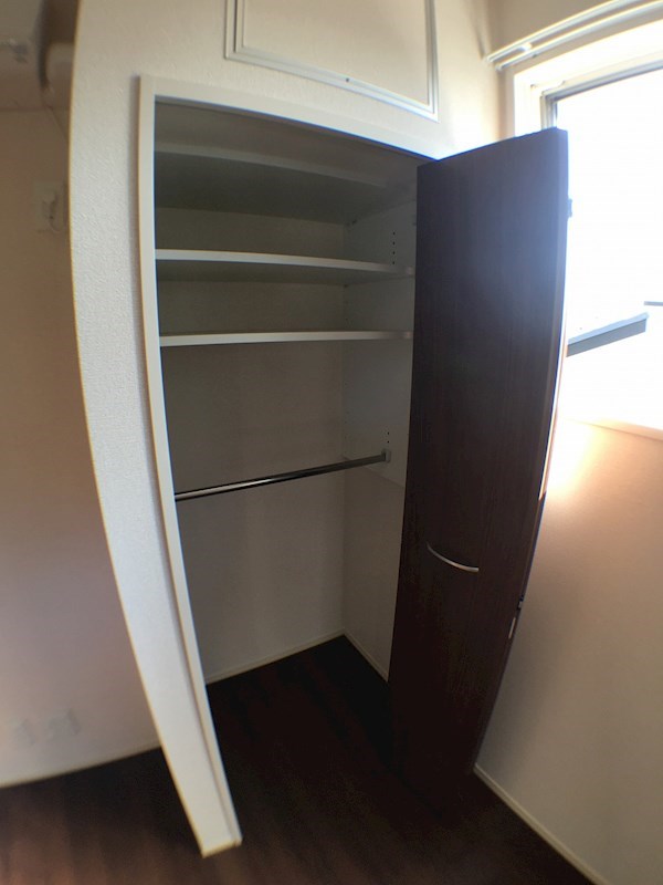 収納　同施工会社の同仕様写真です。