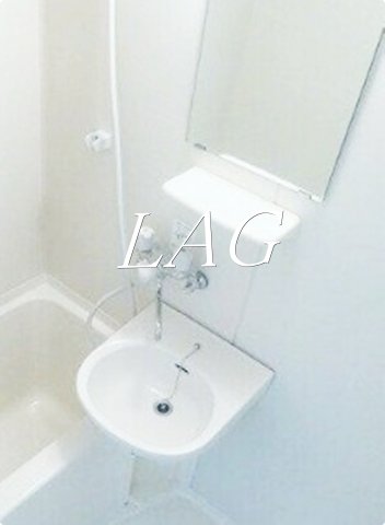 洗面設備　洗面台です。