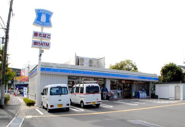 コンビニ　ローソン　豊中熊野町4丁目店（コンビニ）まで393m
