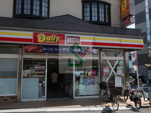 コンビニ　デイリーヤマザキ西所沢駅前店（コンビニ）まで256m