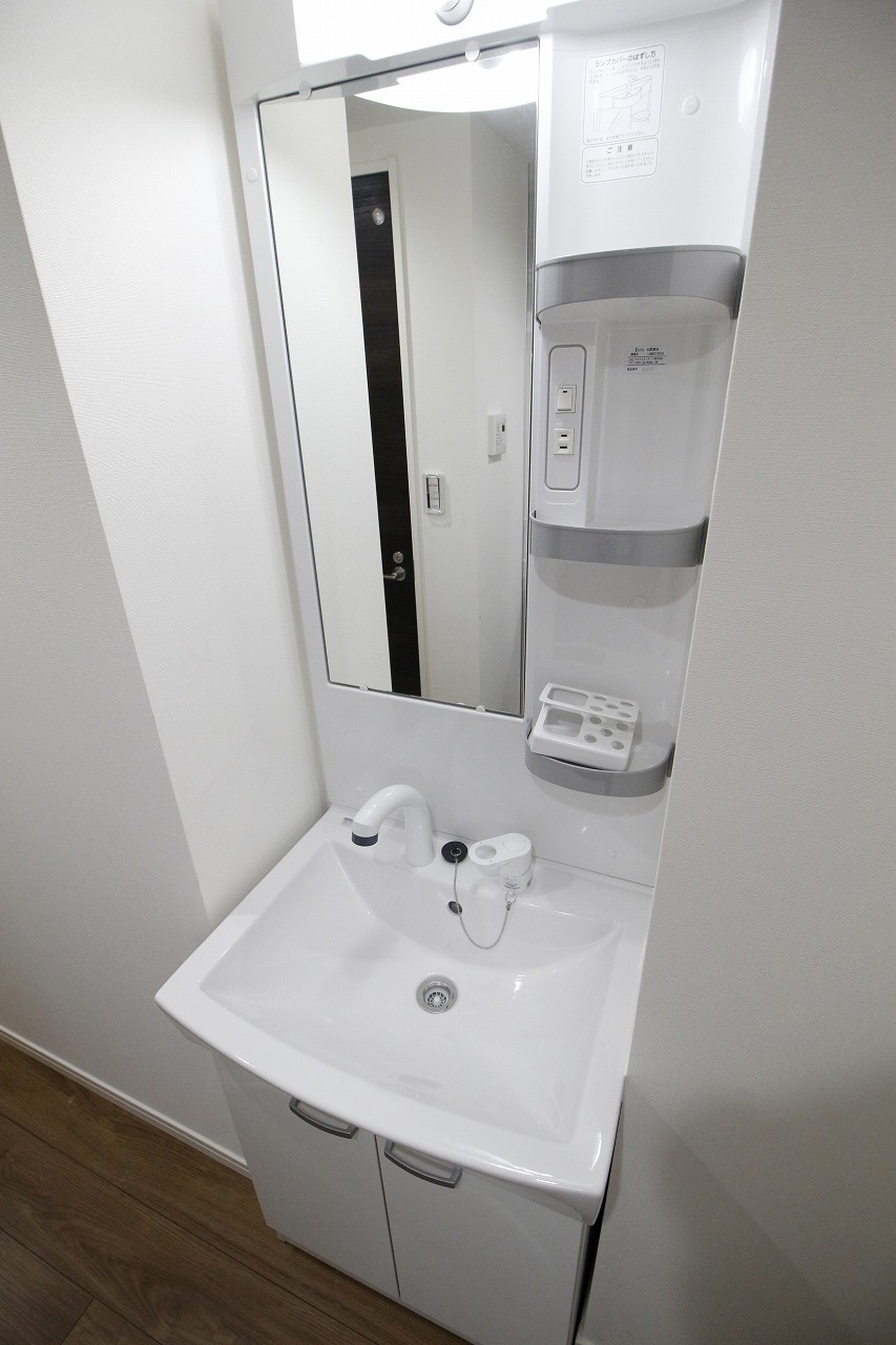 洗面設備　別のお部屋の写真です
