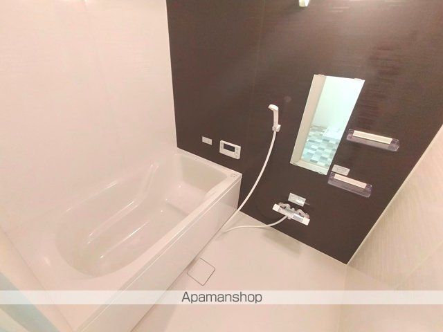 地下鉄千日前線 新深江駅 徒歩1分 11階建 築3年の風呂写真