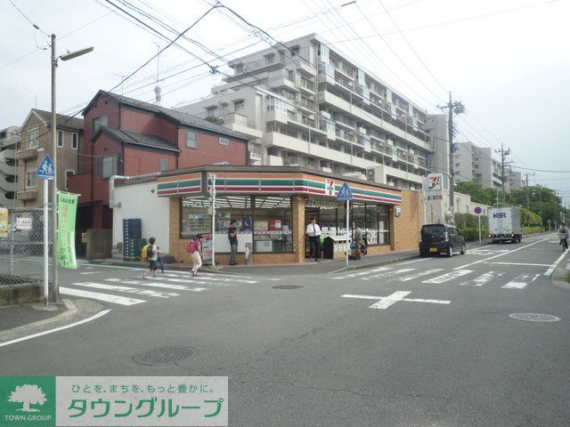コンビニ　セブンイレブン（コンビニ）まで500m