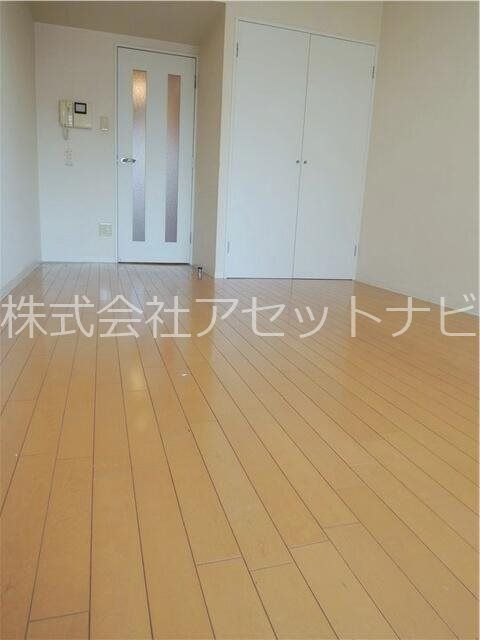 居室・リビング　※反転タイプの別部屋です