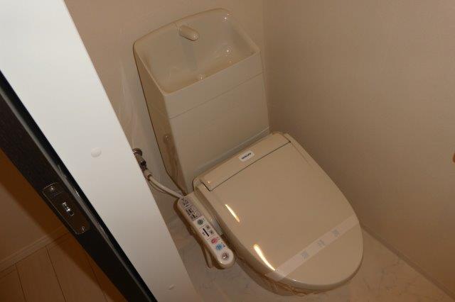 トイレ　ウォシュレット