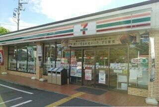 コンビニ　セブンイレブン蒲生西町１丁目店（コンビニ）まで550m
