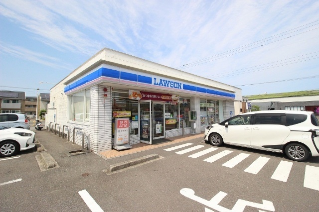 コンビニ　ローソン宮崎稗原町店（コンビニ）まで222m