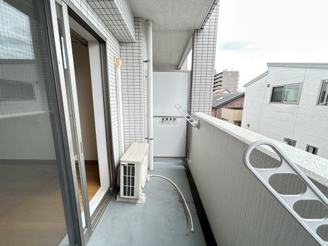 バルコニー　※別室参考写真です。