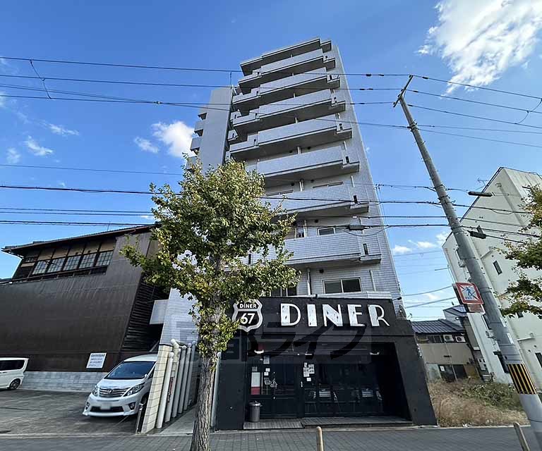 ロイヤル河原町五条の外観写真