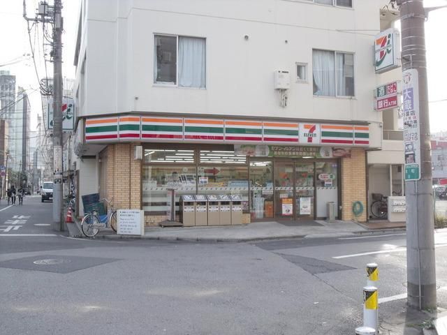 コンビニ　セブンイレブン（コンビニ）まで190m