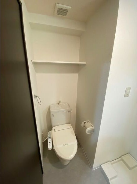 ＪＲ東海道本線 大津駅 徒歩13分 9階建 築19年のトイレ写真