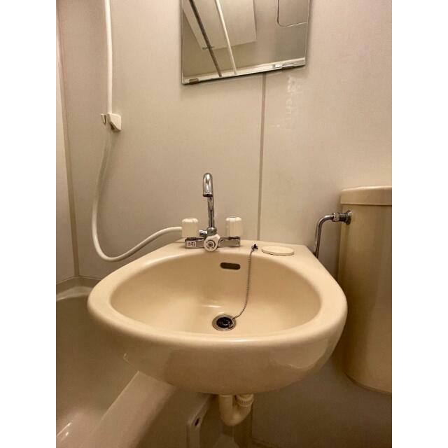 洗面設備　※同仕様住戸を含む。