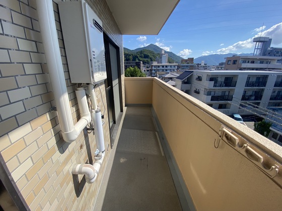 バルコニー　※別部屋の写真です
