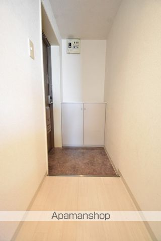 αNEXT二十四軒の玄関写真