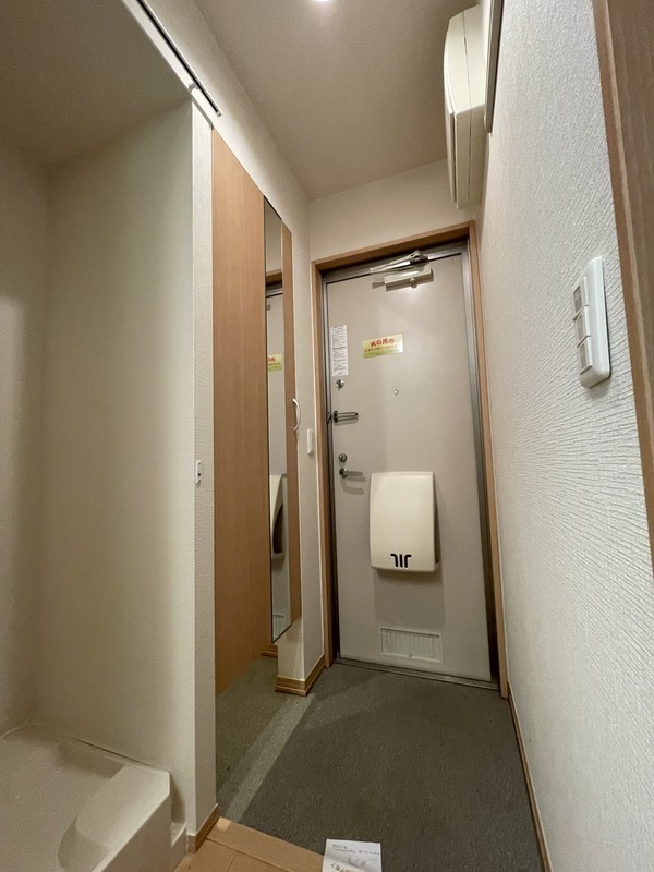 セジュール船岡の玄関写真