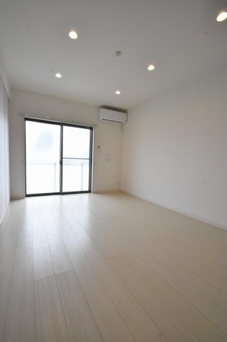 リブリ・高島台の居間写真