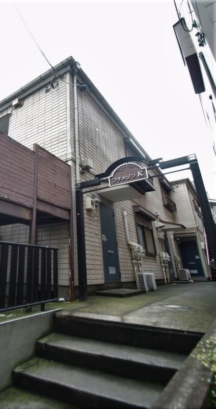 建物外観　落ち着いた雰囲気の外観です