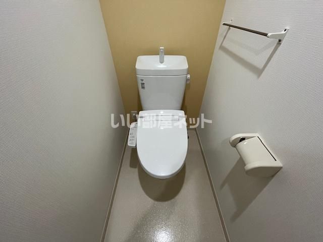 リアンレガーロ大分鶴崎ステーションのトイレ写真