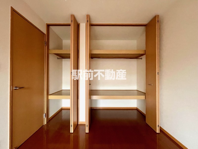 ＪＲ久大本線 久留米大学前駅 徒歩13分 2階建 築23年の玄関写真