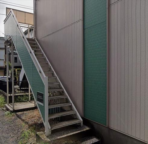 京急本線 生麦駅 徒歩4分 2階建 築39年の外観写真