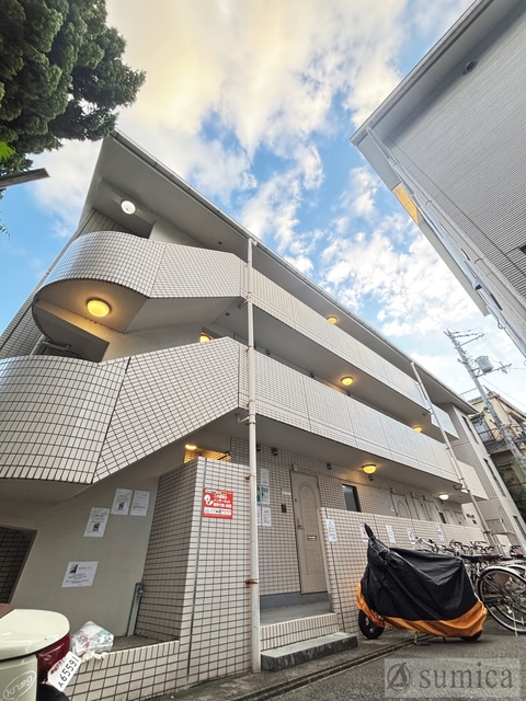 建物外観　駅２分の好立地♪♪