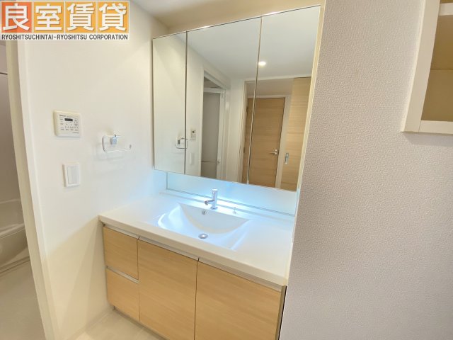 洗面設備　※このお写真は同物件の別のお部屋のお写真です。現状優先。