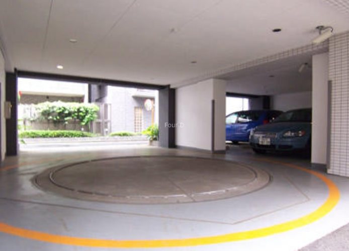 駐車場　★見学予約受付中★
